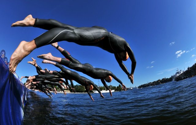 Diving in at ITU World Triathlon Series - ITU WTS - event Diving in at ITU World Triathlon Series - ITU WTS - event