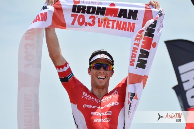 James Cunnama wins in Endura QDC Race Suit James Cunnama wins in Endura QDC Race Suit