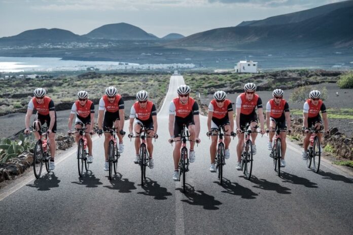 Uplace BMC Pro Triathlon Team - photo Bert Stephani