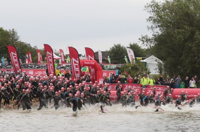 Middle distance tri start - photo British Triathlon