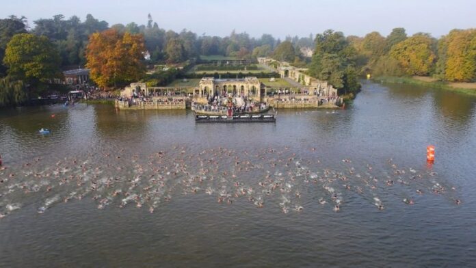 Hever Castle Tri swim start Hever Castle Tri swim start