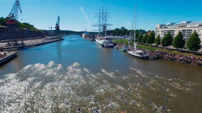 Turku Triathlon Weekend swim start, now branded as Challenge Turku 2016 Turku Triathlon Weekend swim start, now branded as Challenge Turku 2016