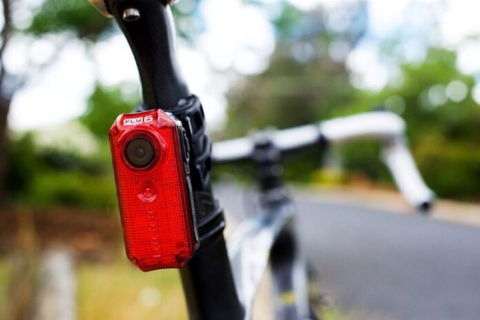 Cycliq Fly6 camera and light Cycliq Fly6 camera and light