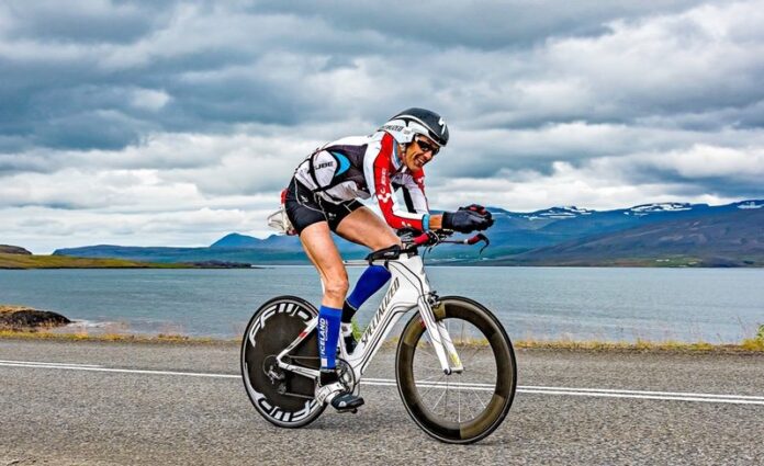 Challenge Iceland bike