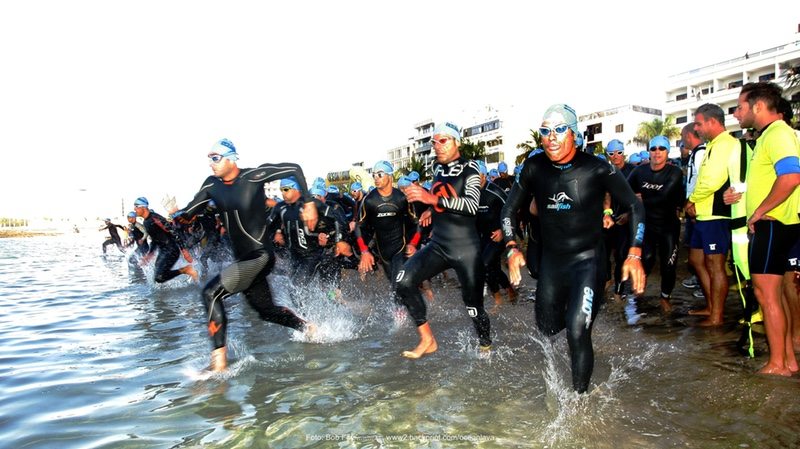 Ocean Lava Lanzarote swim start - photo Bob Foy