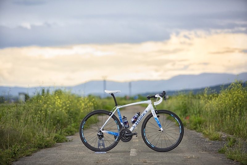 Gwen Jorgensen custom-painted Specialized Amira bike