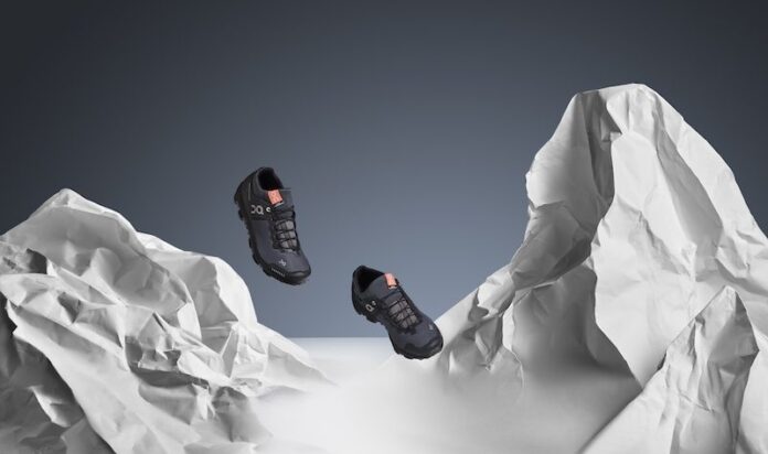 On Cloudventure - MidtopShield ShadowBlack