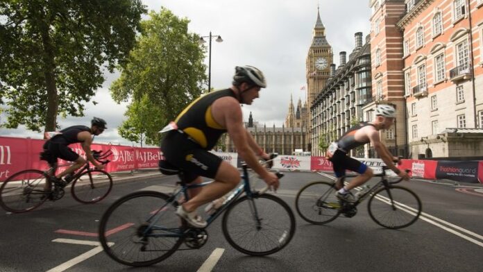 AJ Bell London Triathlon 2016