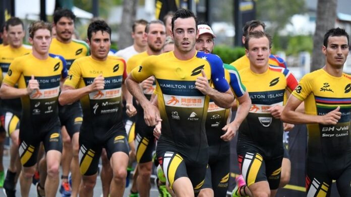 Super League triathletes run in Hamilton Island