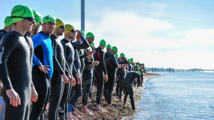Sebamed Brighton and Hove Triathlon swim start Sebamed Brighton and Hove Triathlon swim start