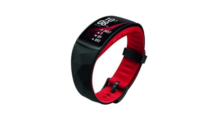 Samsung Gear Fit2 Pro has been integrated into UnitedHealthcare Motion - photo Samsung Electronics North America