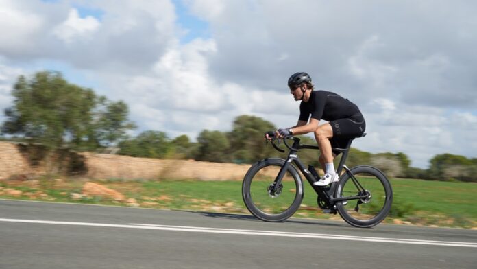 181106_Fabian Cancellara rides in new GORE Wear bib shorts