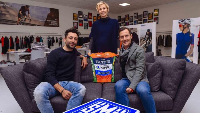 181213_Santini continues ride with NIPPO Vini Fantini Faizane team - photo credit Bettini Photo