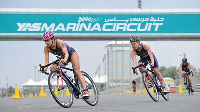 190307_Taylor Spivey and Chelsea Burns at ITU World Triathlon Abu Dhabi 2018 - photo credit Janos Schmidt - ITU Media