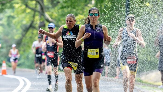 190719_NYC Triathlon runners - photo credit NYC Triathlon - Life Time