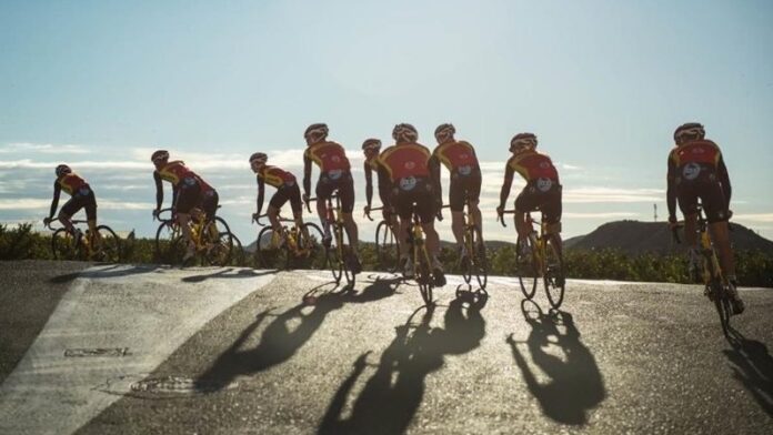 190719_Team Raleigh GAC riders