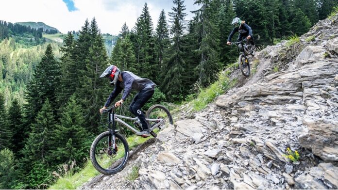 190809_2020-scott-sports-gambler-alloy-action-photo-credit-Gaetan-Rey