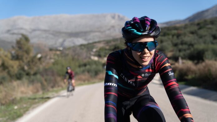 191212_Jessica Pratt is winner of fourth CANYON SRAM Zwift Academy Program