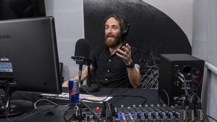 200310_Red Bull UK podcast host Rob Pope