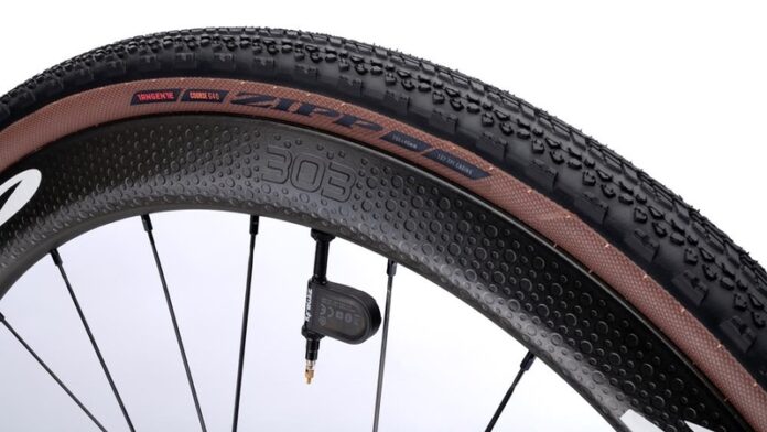 200318_New Zipp Tangente Course G40 tyre