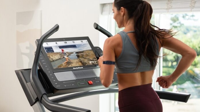 210112_iFit ActivePulse personalized and automatic heart rate training
