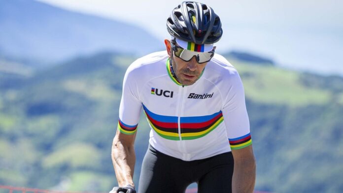 210122_Santini and UCI create exclusive rainbow line for Decathlon