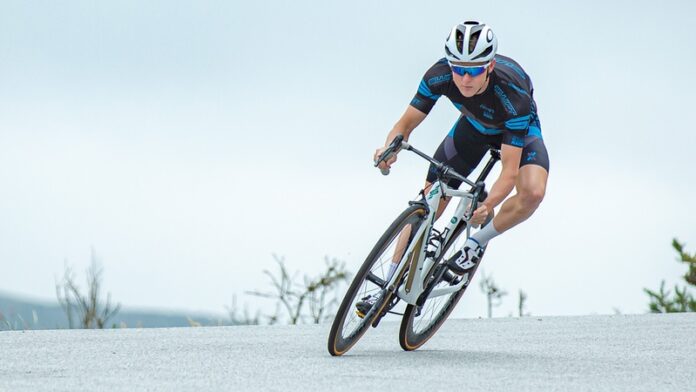 210218_Henri Schoeman rides with Bahrain Endurance 13 team
