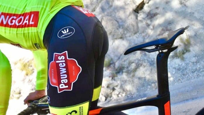 220201_Repente saddles up with Team Bingoal Pauwels on the cobbles