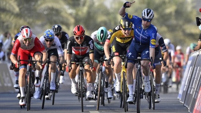 220217_UAE Tour 2021 sprint finish