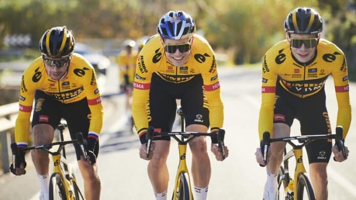 230116_Oakley and Team Jumbo-Visma in new multi-year partnership