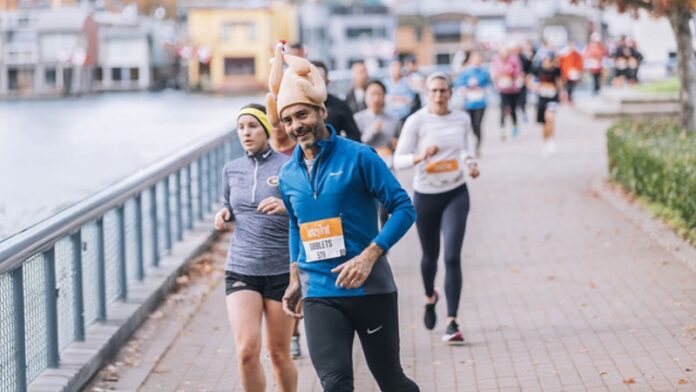 findarace spotlights Granville Island Turkey Trot - image credit Jordan Leigh - RUNVAN