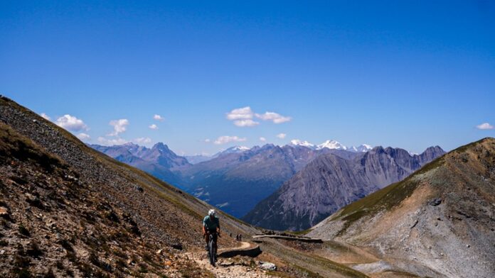 La Stelvio Santini - image credit Federico Bassis