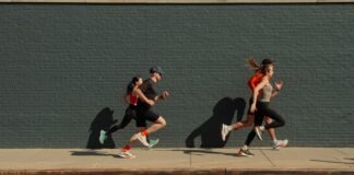 Strava and Runna highlight social training benefits and marathon recovery Strava runners