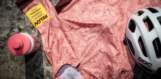 VELOR launches circular cycling jersey made from textile waste VELOR launches circular cycling jersey made from textile waste