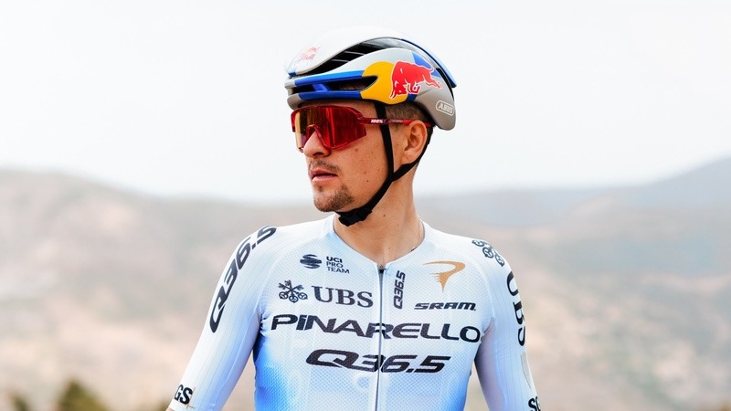 Tom Pidcock - Pinarello Q36.5 team kit for Tour de France