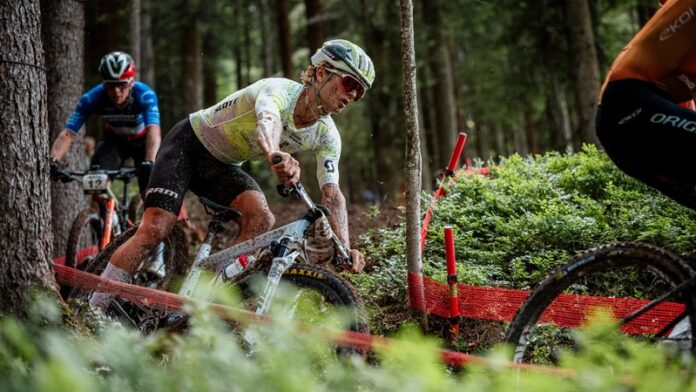 CamelBak x SCOTT-SRAM MTB Racing Team - image credit Bjorn Riley CamelBak x SCOTT-SRAM MTB Racing Team - image credit Bjorn Riley