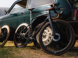 VAN RYSEL THE ACE collection follows lead-out by new RCR-G bike